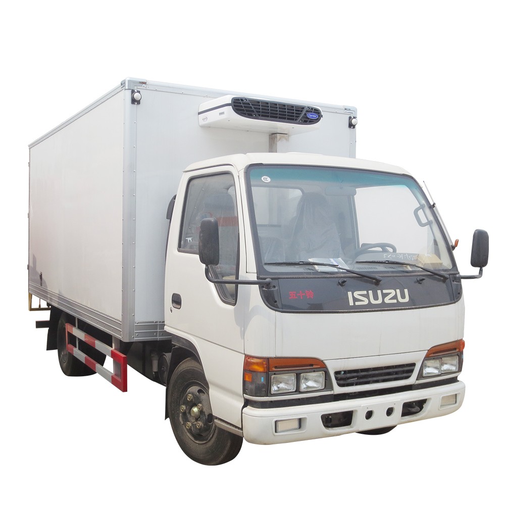 6輪2トン冷蔵トラック
