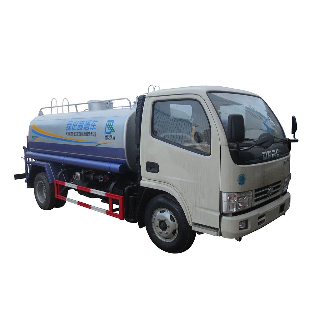 東風4000リットル水タンクローリー